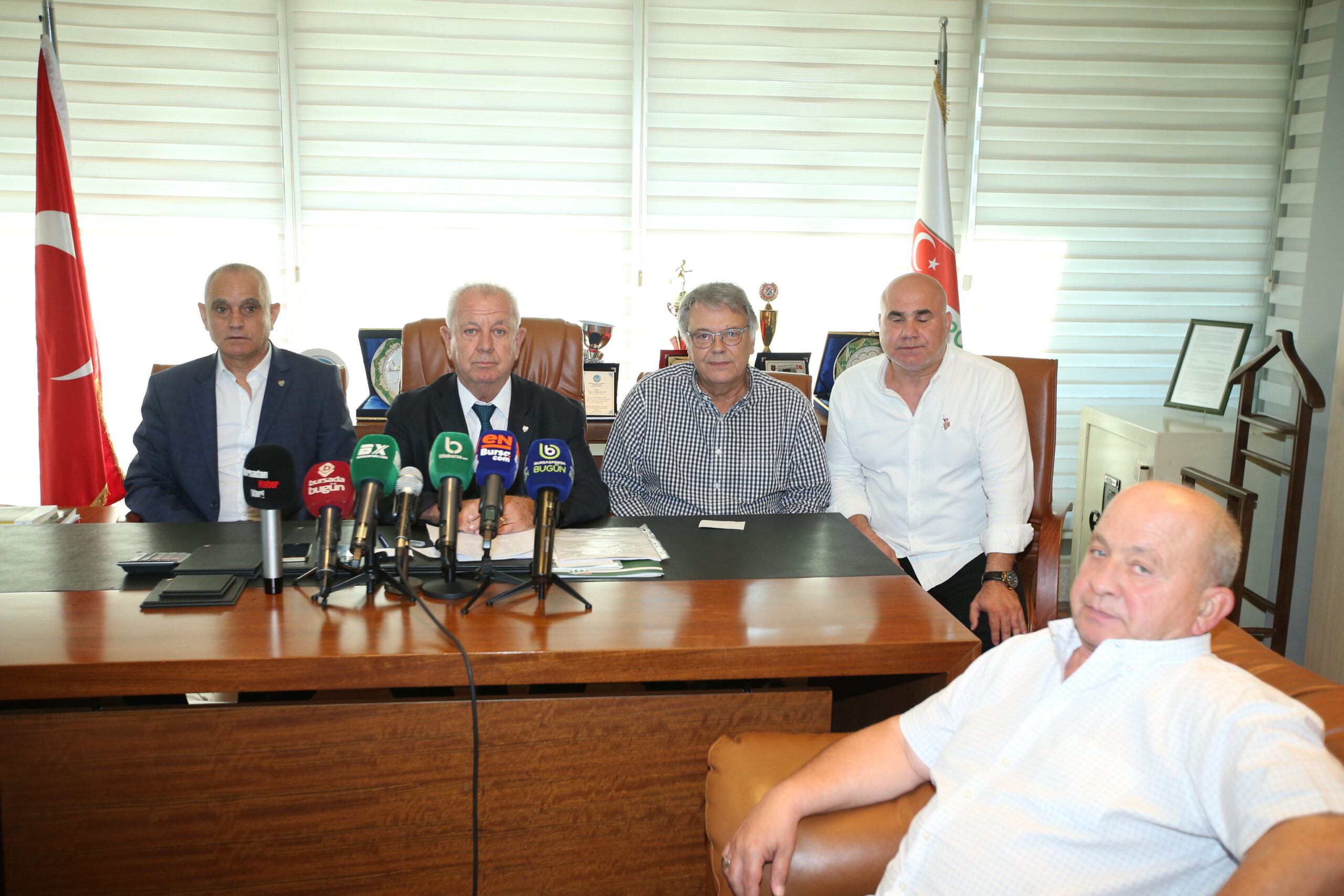 Bursaspor tek adayla genel kurula gidiyor Bursaspor tek adayla genel kurula gidiyor