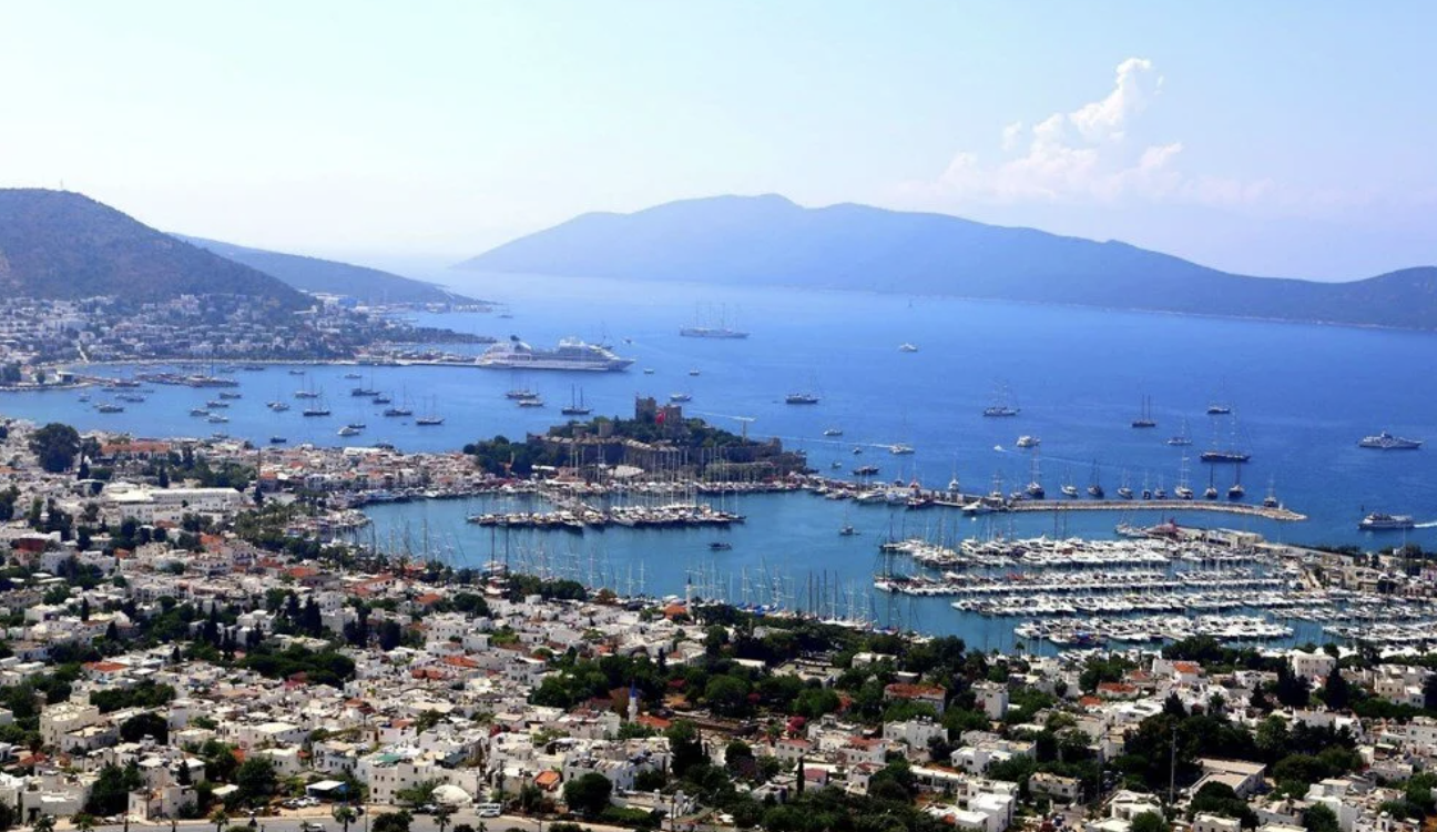 Nüfusu 190 bin olan bu ilçe bayramda 1 milyon kişiyi aştı!