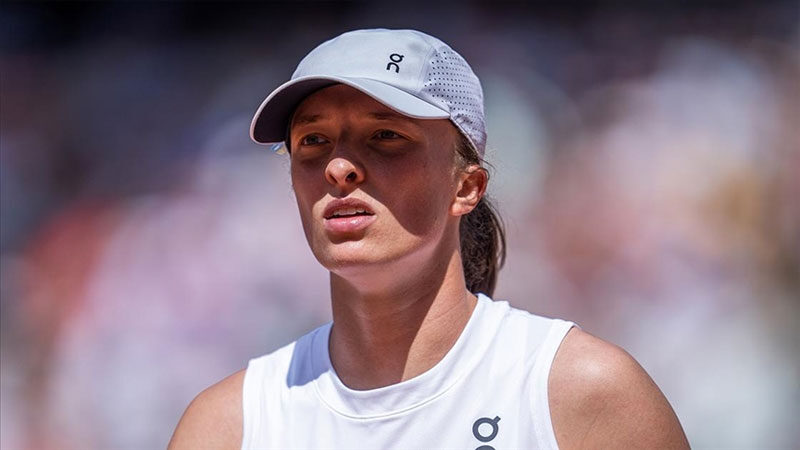 Fransa Açık’ta şampiyon Iga Swiatek Fransa Açık Tenis Turnuvası tek kadınlar finalinde Karolina Muchova'yı 2-1
