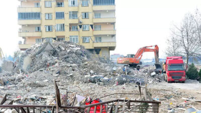 Depremde yıkılan Ebrar Sitesi’nin bir müteahhidi daha tutuklandı