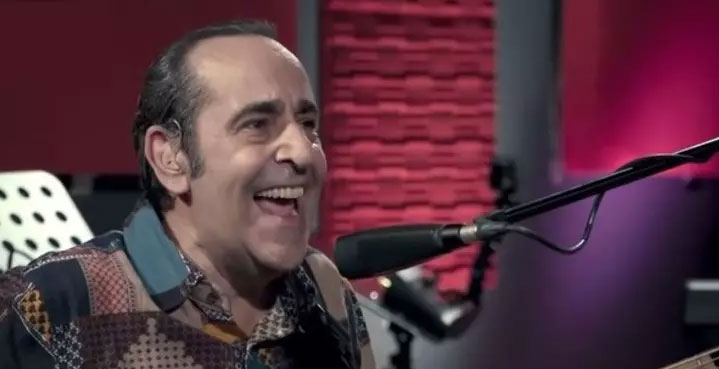 Sağlık durumu merak edilen Özkan Uğur’un eşi isyan etti!