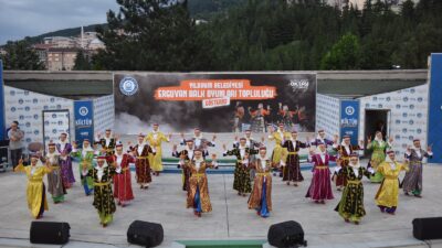 Yıldırım’da ‘Erguvan’ coşkusu