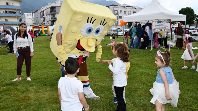 Kuruluşunun 35. yıldönümünü geniş katılımlı bir şenlikle kutlayan Yeşim Kreşi,