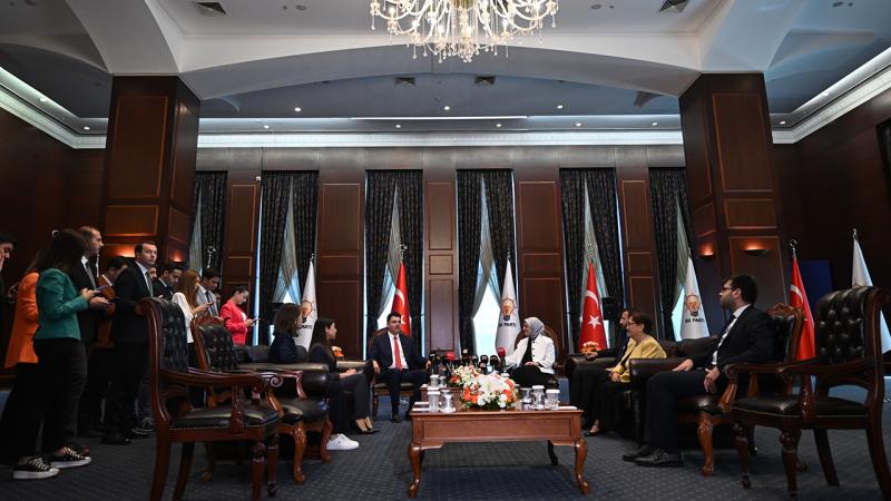 AK Parti Genel Merkezi’nde bayramlaşma