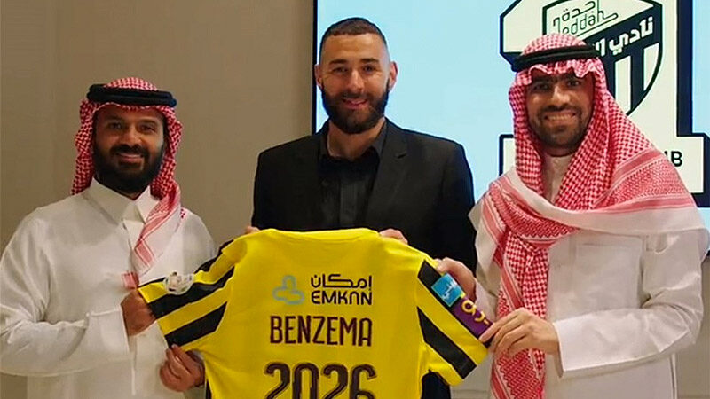 UEFA Başkanı konuştu! Avrupa futbolu tehdit altında mı? Suudi Arabistan Aleksander Ceferin, futbol yıldızlarının Avrupa'dan peşpeşe ayrılmasını değerlendirdi.
