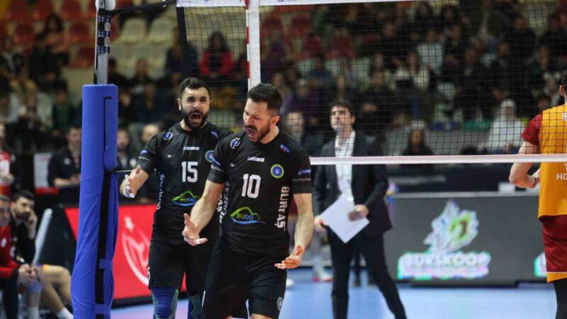 AXA Sigorta Efeler Ligi’nde mücadele eden Bursa Büyükşehir Belediyespor, 2023-2024