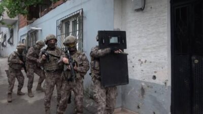 Bursa’da özel harekat destekli “Temizlik 1” operasyonunda 41 şüpheli yakalandı