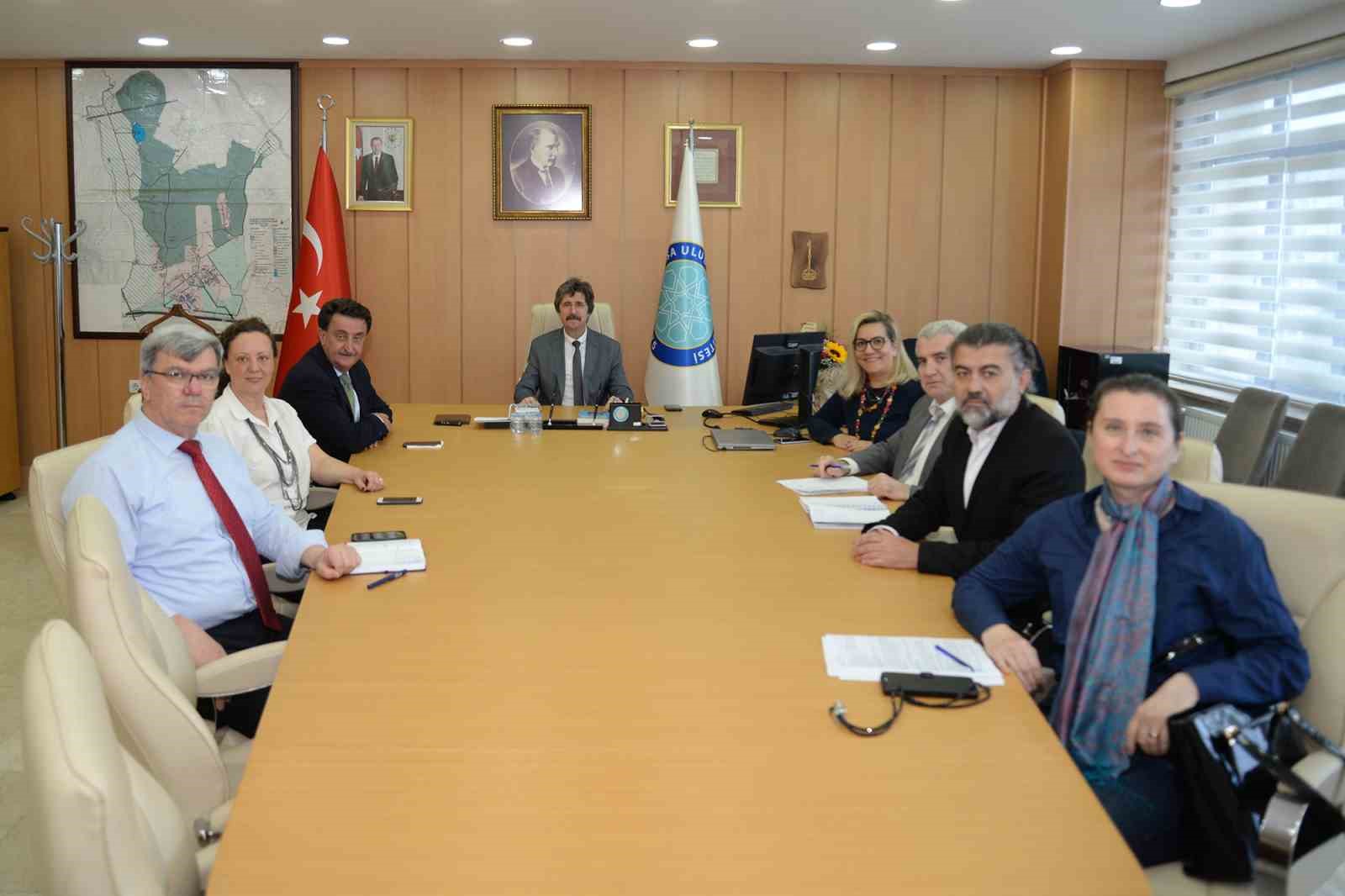 Bursa Uludağ Üniversitesi’nin kalite yolculuğu devam ediyor Bursa Uludağ Üniversitesi’nin kalite yolculuğu devam ediyor