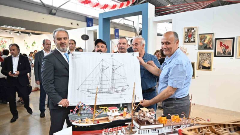 BUSMEK’in sergisi ’Dönüşüm’ temasıyla yapıldı Bursa’da bugüne kadar 300 bine ulaşan kursiyer sayısı ile adeta