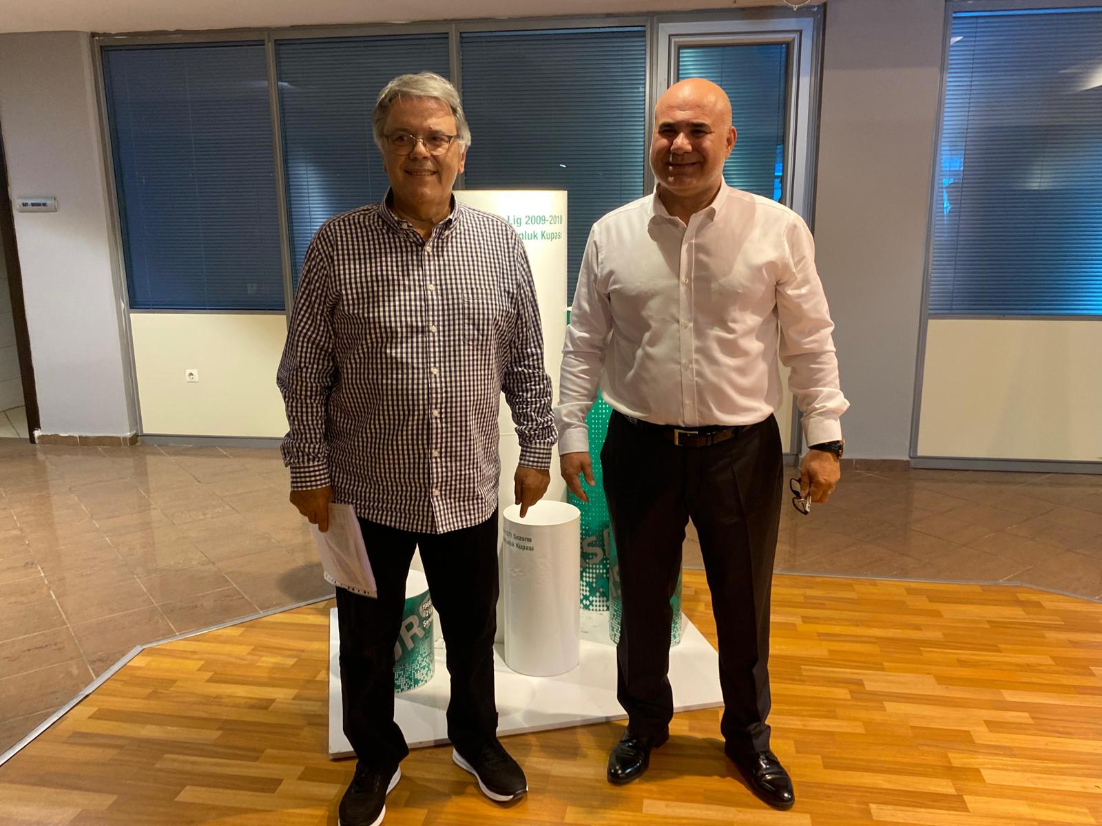 Bursaspor’da iki aday listelerini birleştirdi… Bursaspor’da iki aday listelerini birleştirdi…