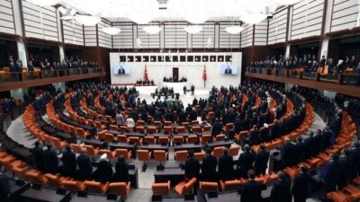 Siyasi partilerin bayramlaşma programı belli oldu