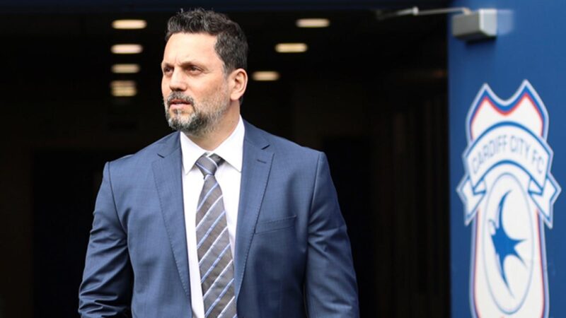İngiltere Championship ekiplerinden Cardiff City'nin yeni teknik direktörü Erol Bulut,