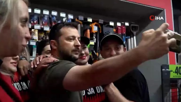 Zelenskiy’den kritik ziyaret! ‘Ülkedeki herkes şu anda en zor işi yaptığınızı biliyor’