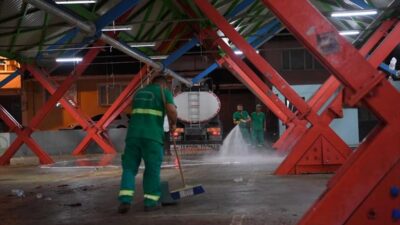 Bursa’da kurban kesim yerleri temizleniyor