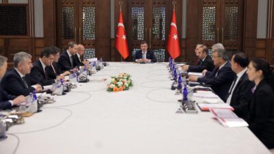 Beştepe’de ekonomi toplantısı: ‘Kararlılıkla devam edeceğiz’