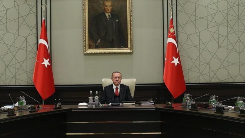 Yeni dönemin ilk MGK’sı toplandı! İşte gündem maddeleri Milli Güvenlik Kurulu (MGK), 28 Mayıs'ta yapılan Cumhurbaşkanı Seçimi'nin ardından,