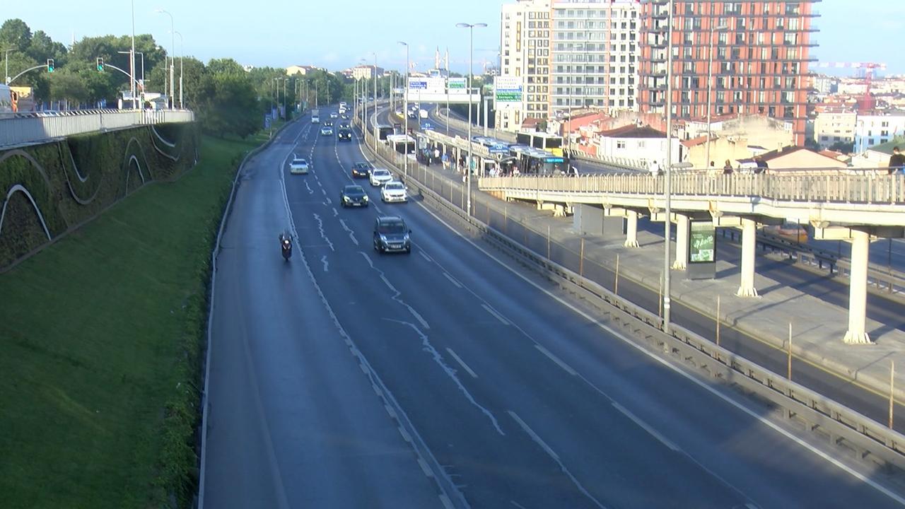 İstanbul’da alışılmadık pazartesi! Trafik yoğunluğu yüzde 9