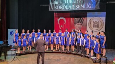 Nilüfer Belediyesi Nilüfer Çocuk Korosu ve Nilüfer Gençlik Korosu,25. Türkiye
