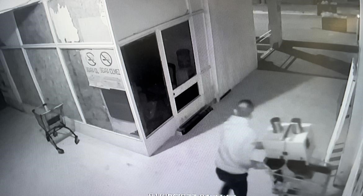 Tencere, tüp, para… Bursa’da ne bulursa alışveriş sepetine yükleyip böyle kaçtılar