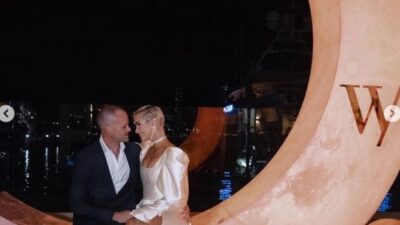 Transparan gelinlik seçimiyle viral oldu!