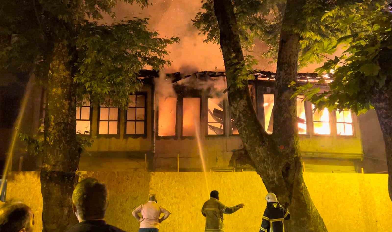 Bursa’da korkutan yangın Bursa’da korkutan yangın