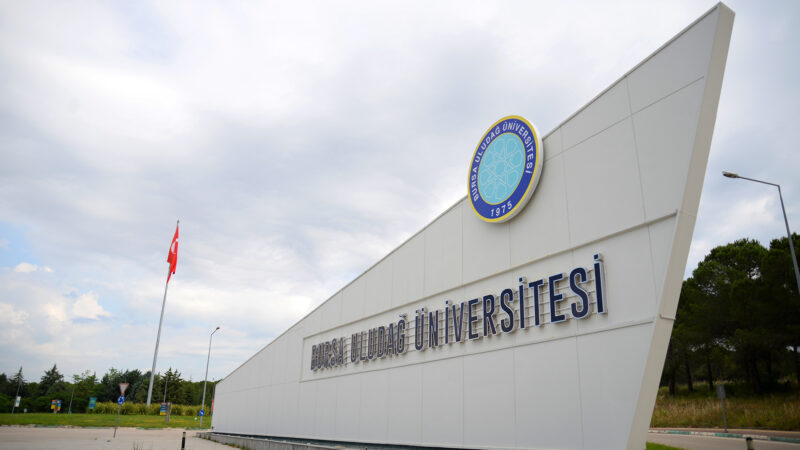 Emekliye ayrılan Prof.Dr. A.Saim Kılavuz'un yerine yardımcısı Prof.Dr Ferudun Yılmaz