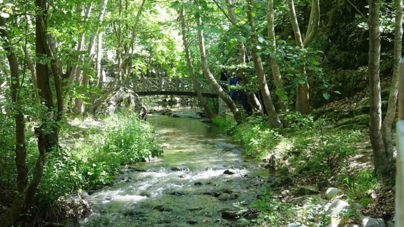 Bursa’ya yılda 40 bin kişi burası için akın ediyor Bursa’nın Orhaneli ilçesinde bulunan Sadağı kanyonu, doğal güzelliğiyle gelenleri büyülüyor.