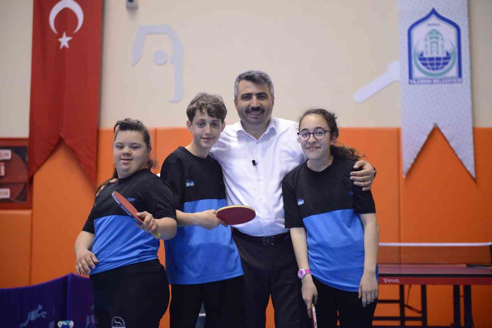 Yıldırım’ın ‘özel’ çocuklarından 3 madalya Yıldırım’ın ‘özel’ çocuklarından 3 madalya