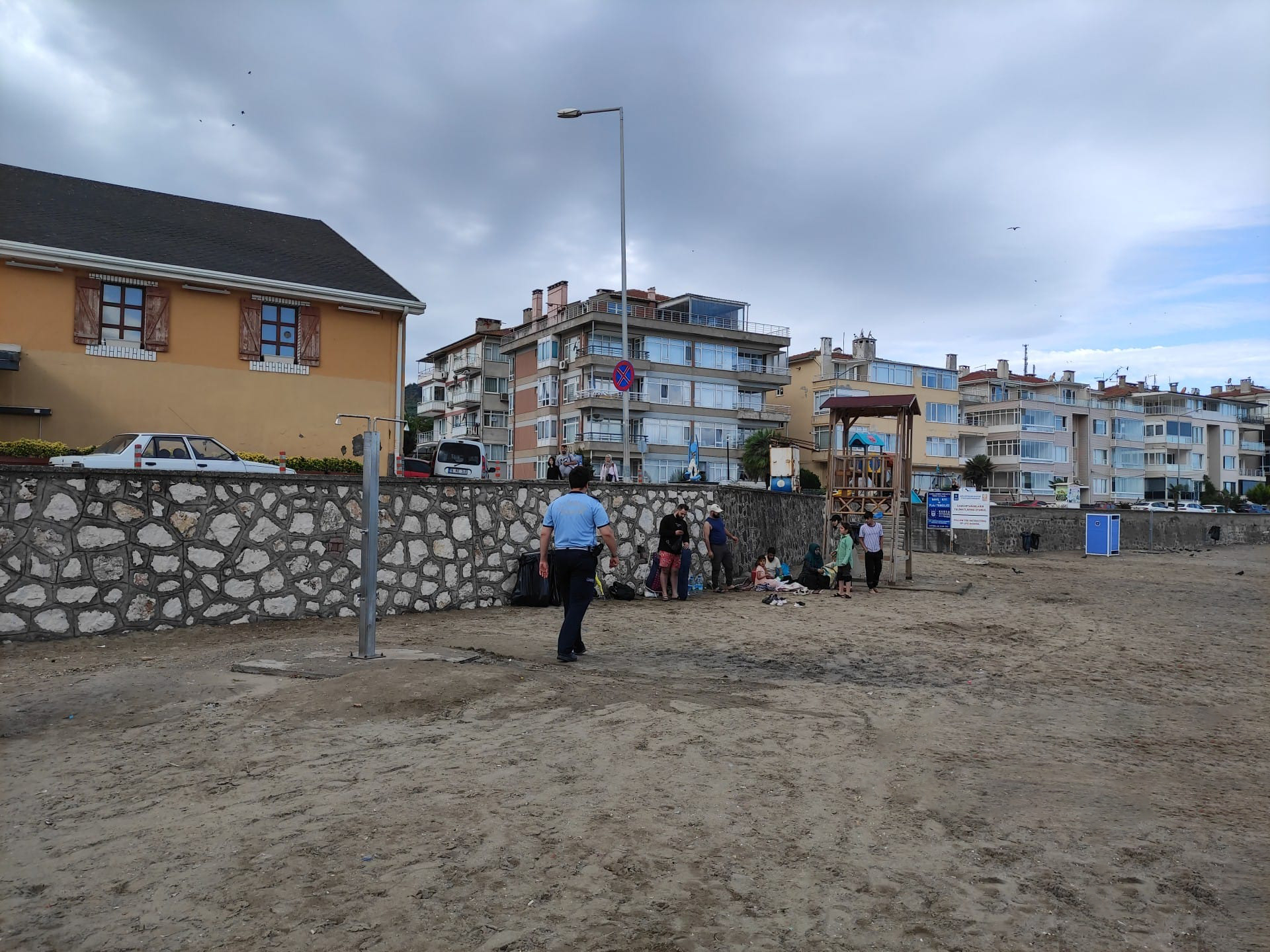 Bursa sahillerinde işgale geçit yok Bursa sahillerinde işgale geçit yok