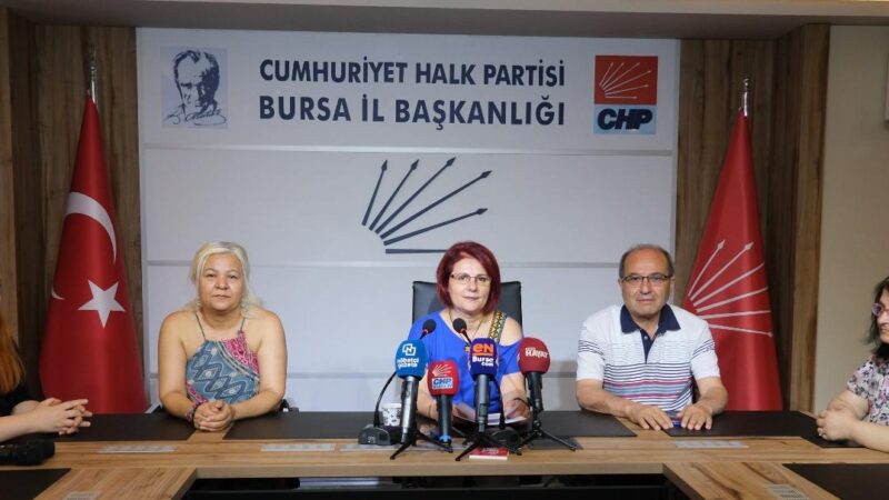 CHP’li kadınlardan ‘nafaka’ tepkisi CHP Osmangazi İlçe Kadın Kolları Başkanı Meryem Sezer, Aile ve