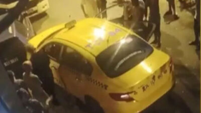 İstanbul’da taksideki yolculara ateş açıldı, şoför öldü