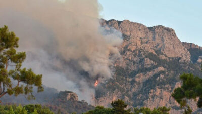 Kemer’deki orman yangını 4. gününde kontrol altına alındı