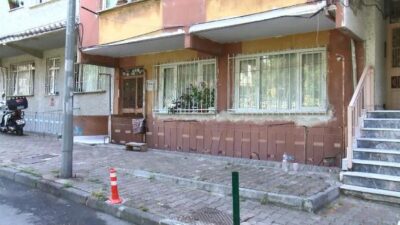 Evlat dehşeti! Anne ve babasını öldürdü