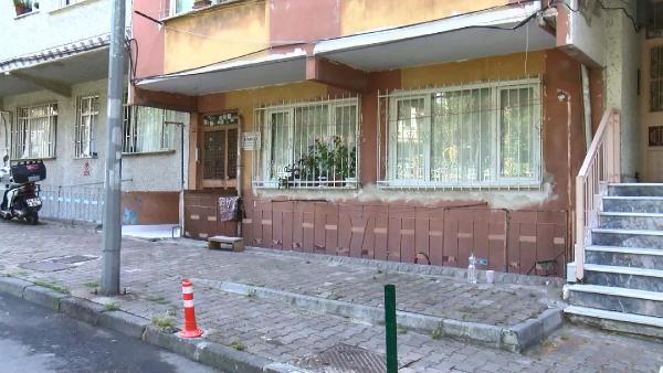 Evlat dehşeti! Anne ve babasını öldürdü Evlat dehşeti! Anne ve babasını öldürdü