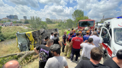 Bursa’da dehşet anları! Yolcu dolu otobüs devrildi çok sayıda yaralı…