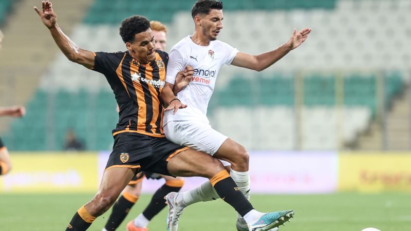 Bursa’daki maçta kazanan çıkmadı Atakaş Hatayspor, Bursa'daki hazırlık maçında İngiltere Championship ekiplerinden Hull City
