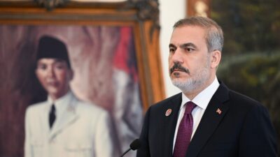 Hakan Fidan: Dünyayı FETÖ’ye dar etmeye devam edeceğiz