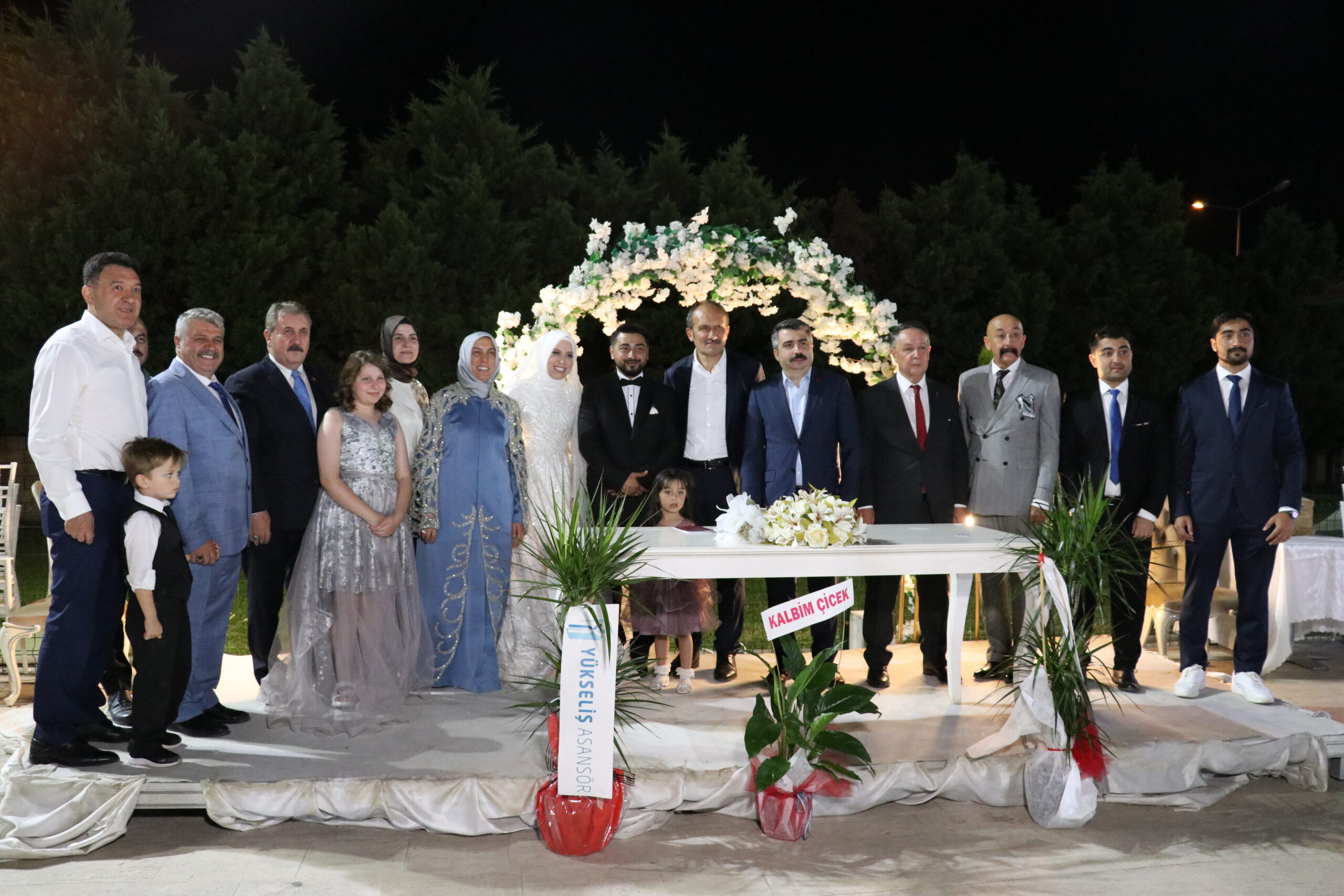 BBP Genel Başkanı Destici Bursa’da nikah şahidi oldu
