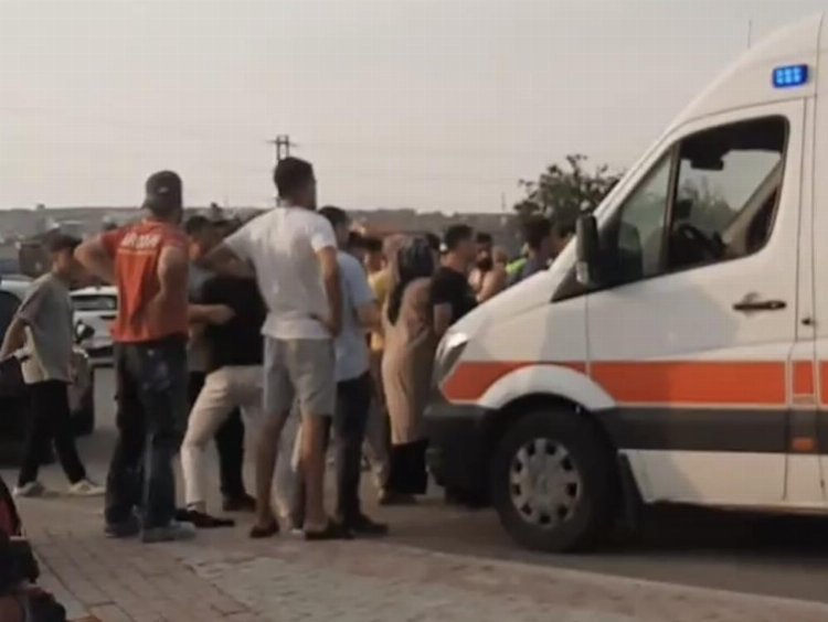 Bursa’da kaza sonrası kavgaya tutuştular! Yaralılar var Bursa’da kaza sonrası kavgaya tutuştular! Yaralılar var