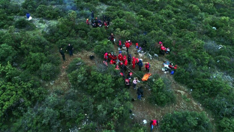 Bursa’da hareketli dakikalar! Bursa’nın İznik ilçesinde tarihi mağarada eşkiyanın hazinesini arayan kişilerin mahsur