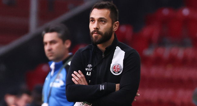 Süper Lig ekibi yeni hocasını açıkladı! Süper Lig ekibi yeni hocasını açıkladı!