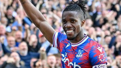 Galatasaray duyurdu! Görüşmelere başlandı