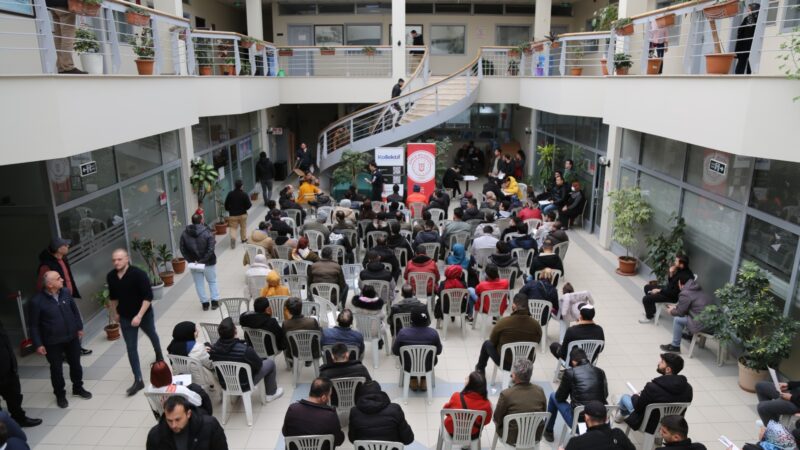 Gürsu Belediyesi, Bursa’ya istihdam modeli oldu Gürsu Belediyesi 2021 yılında kurduğu Kollektif Kariyer Merkezi’nde düzenlediği İstihdam