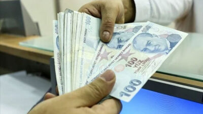 Memurlardan en düşük maaş için yeni talep