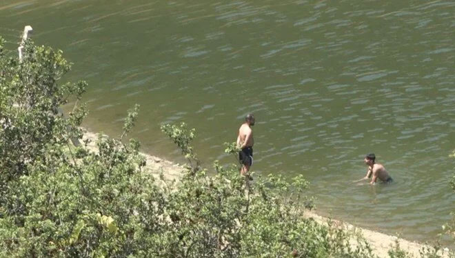 İstanbul’da uyarıyı dikkate alan yok! Serinlemek için ölümü göze aldılar