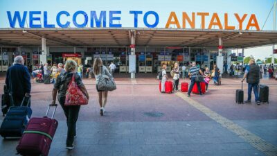 Antalya Havalimanı’ndan yolcu trafiği rekoru