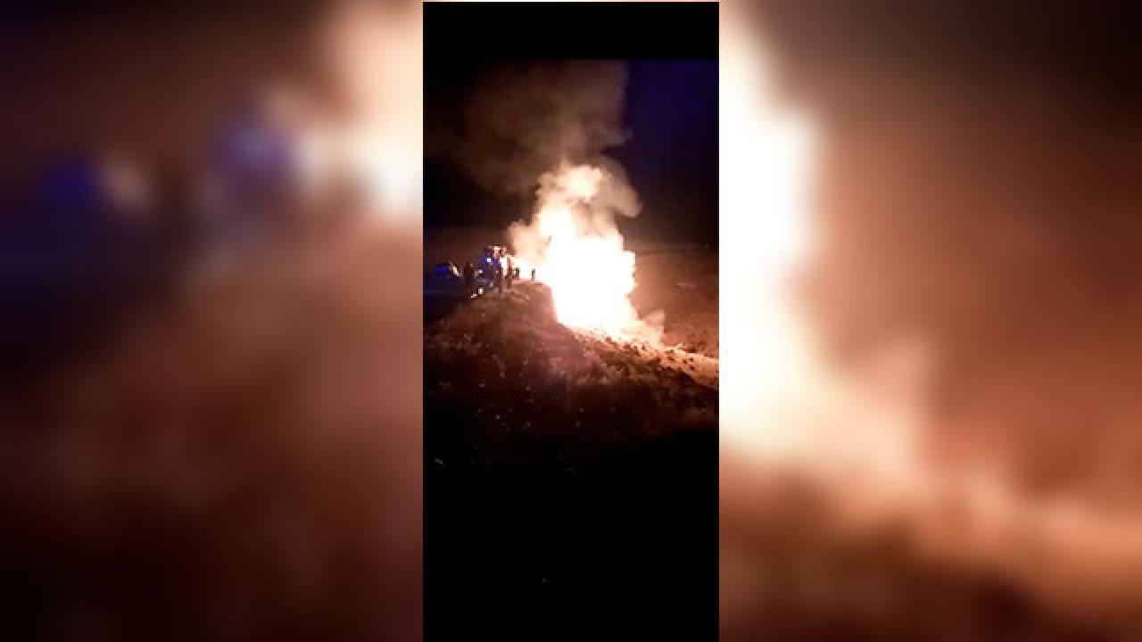 Uçuruma yuvarlanan kamyonda yangın: 4 ölü, 2 yaralı