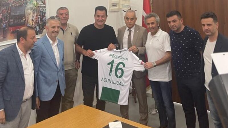Bursaspor Başkanı Recep Günay ile Acun Ilıcalı bir araya geldi Bursaspor Başkanı Recep Günay ve yönetim kurulu, Acun Ilıcalı ile