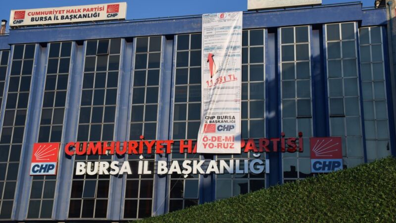 CHP Bursa teşkilatında neler oluyor? Olay Gazetesi Yazarı Ahmet Emin Yılmaz, CHP Bursa teşkilatında yaşanan