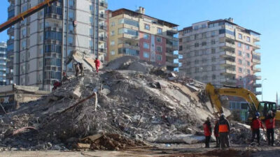 Depremde 49 kişinin öldüğü Emre Apartmanı’yla ilgili yeni gelişme